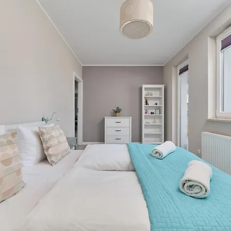 Elegant 1 Bedroom Apartment With Balcony In Wroclaw By Noclegi Renters Exterior photo