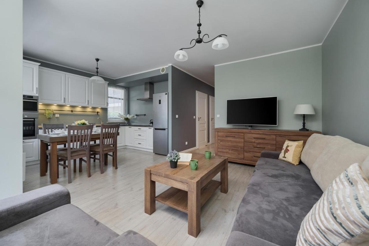 Apartment Elegant 1 Bedroom With Balcony In By Renters